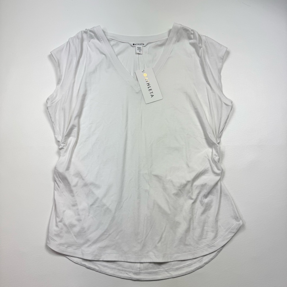 NEW! Women’s Athleta Sleeveless Outbound Vneck T-Shirt Size 1X W/Tags